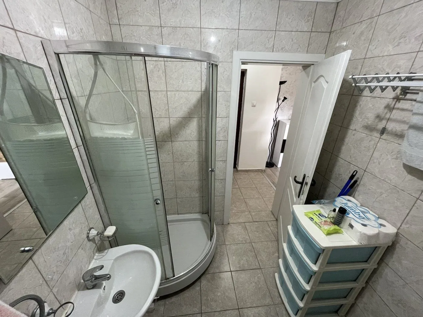 Prodaja, jednosoban stan, 30m², Rotkvarija, Novi Sad Sve Podlokacije
