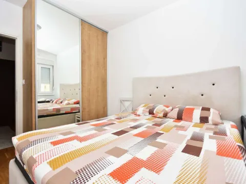 Izdavanje, stan, 64m², City Kej, Podgorica - image 4