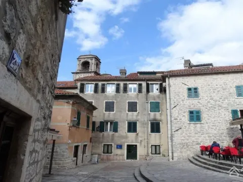 Prodaja, dvosoban stan, 78m², Kotor, Crna Gora - image 5