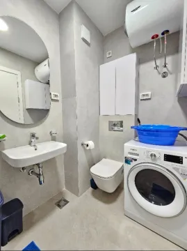 Rent, one bedroom apartment, 43m², Pobrežje, Podgorica - image 9