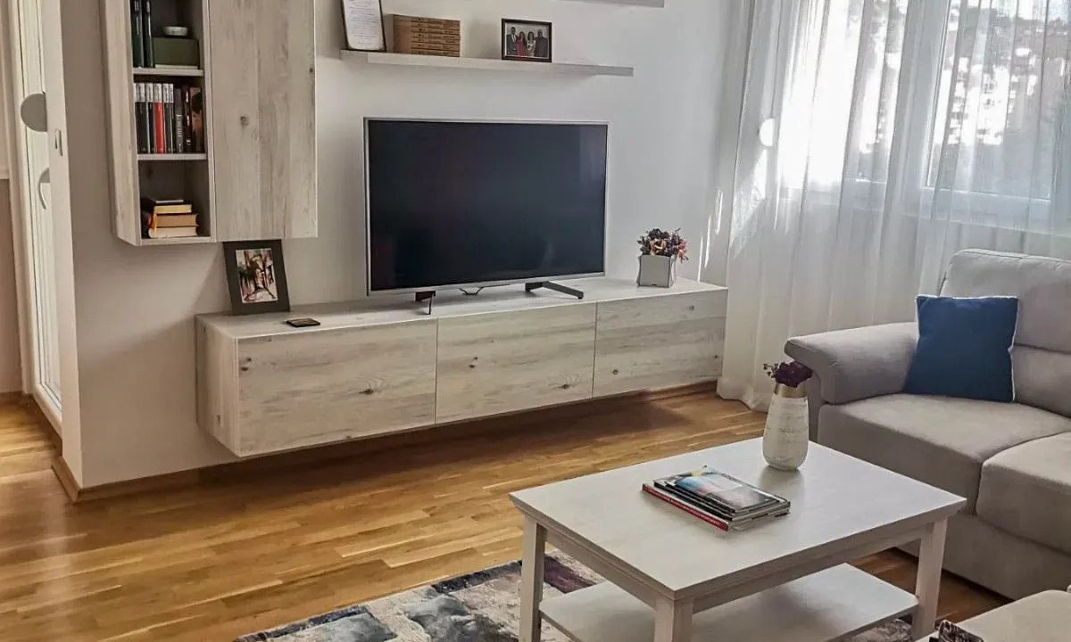 Rent, one bedroom apartment, 50m², Blok 9, Podgorica