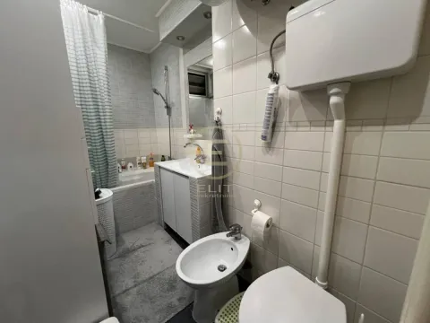 Sale, four bedroom apartment, 75m², Grbavica, Novi Sad Sve Podlokacije - image 17