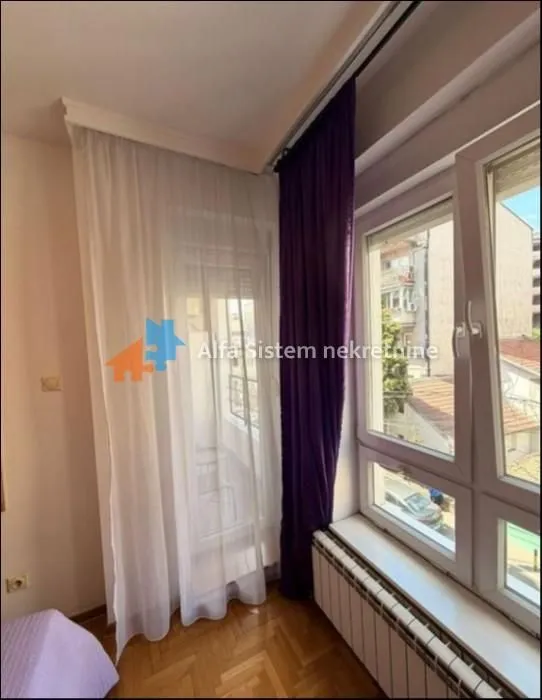 Izdavanje, stan, 41m², Neimar, Vračar Sve Podlokacije