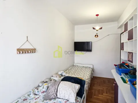 Rent, two bedroom apartment, 80m², City Kvart, Podgorica - image 10