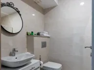 Sale, two bedroom apartment, 63m², Bečići, Budva - image 3