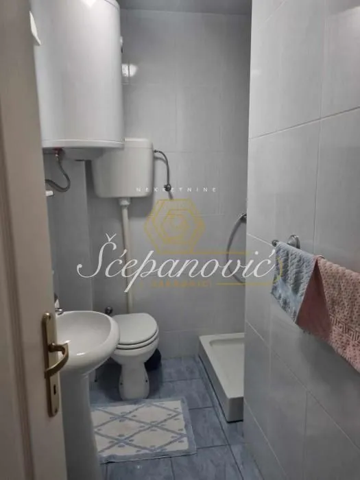 Prodaja, trosoban stan, 79m², Bulevar Evrope, Novi Sad Sve Podlokacije