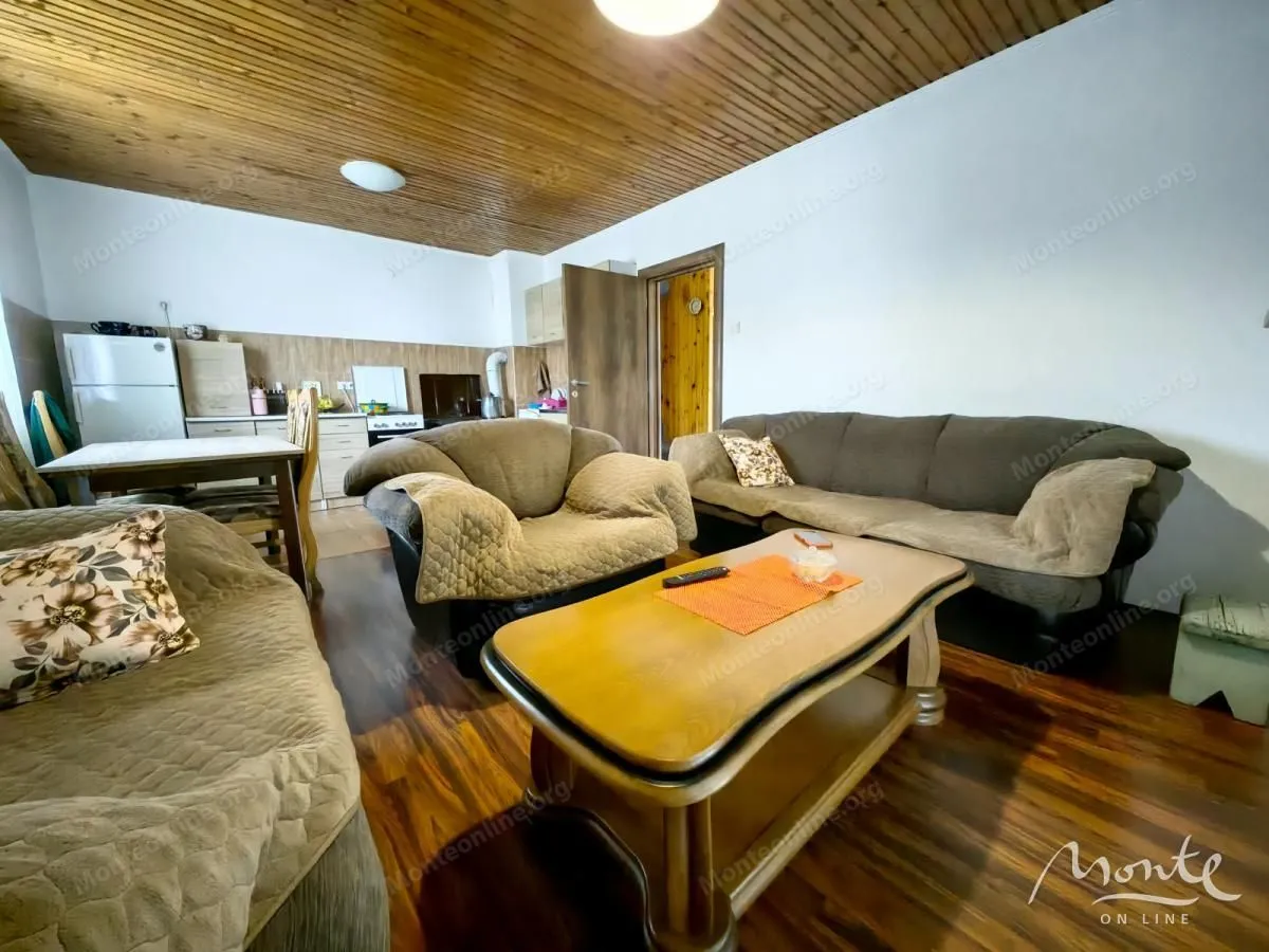 Prodaja, kuća, 130m², Žabljak, Crna Gora