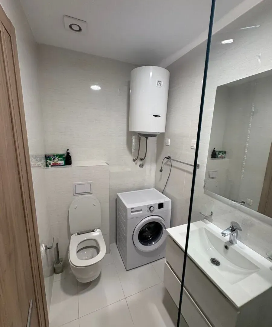 Izdavanje, jednosoban stan, 50m², Master Kvart, Podgorica