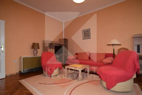 Rent, one bedroom apartment, 50m², Centar, Podgorica - image 2