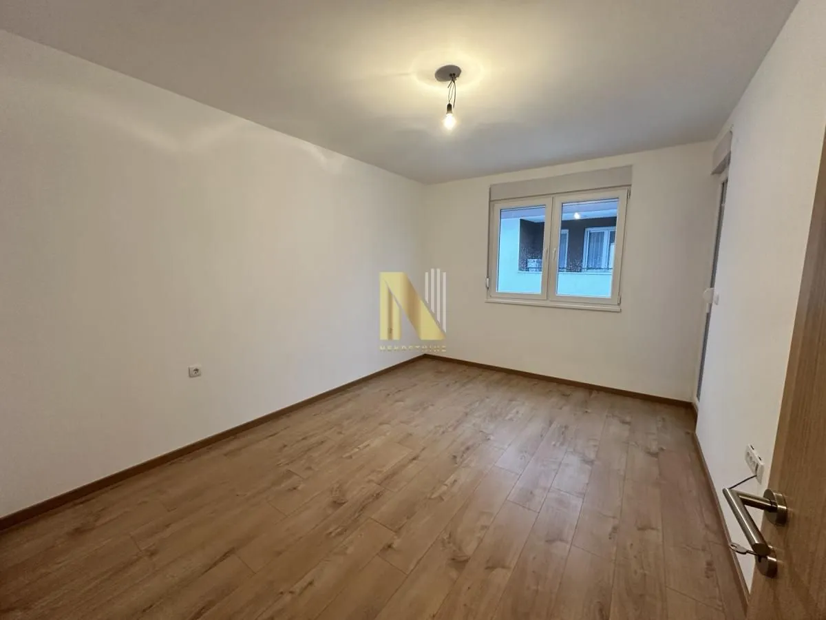 Prodaja, trosoban stan, 73m², Tatarsko brdo, Petrovaradin