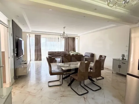 Rent, house, 130m², Tivat, Crna Gora - image 17