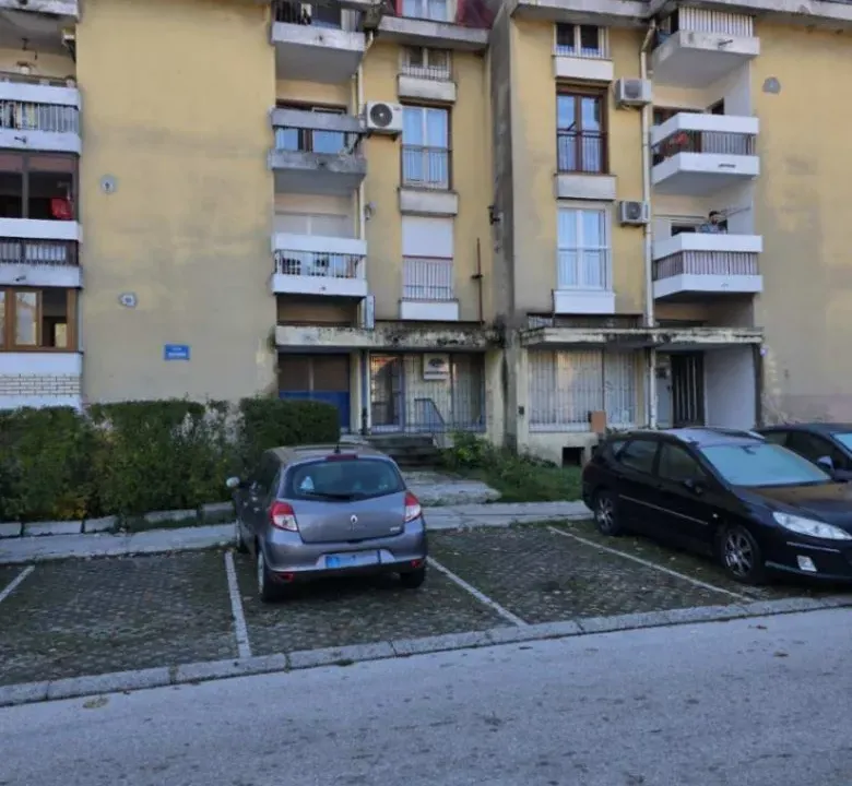 Sale, office space, 60m², Cetinje, Crna Gora