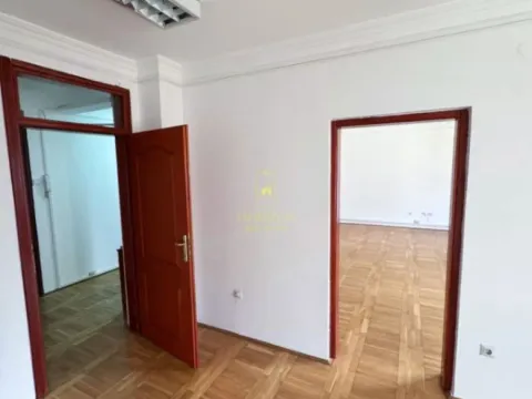 Izdavanje, poslovni prostor, 92m², Preko Morače, Podgorica - image 3