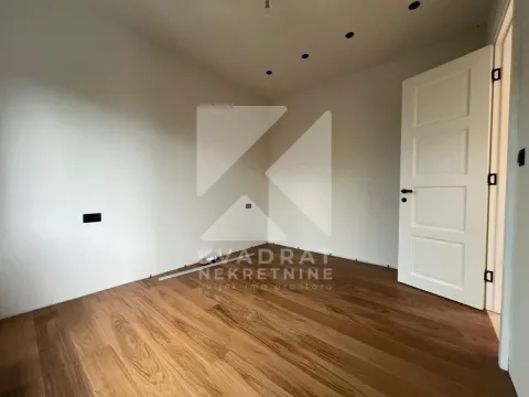 Izdavanje, kuća, 230m², Gornja Gorica, Podgorica - image 12