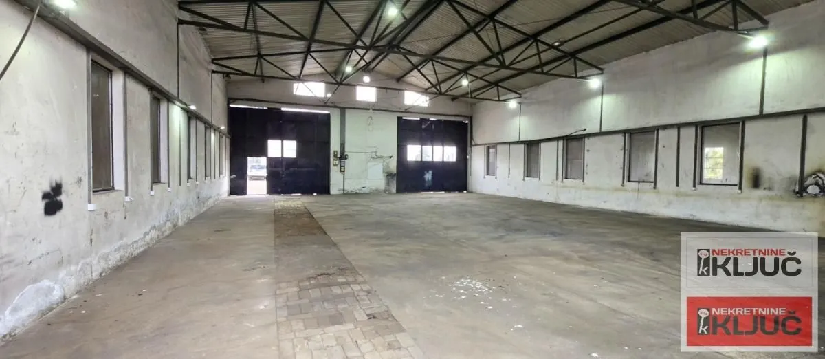 Rent, office space, 300m², Sajlovo, Novi Sad Sve Podlokacije