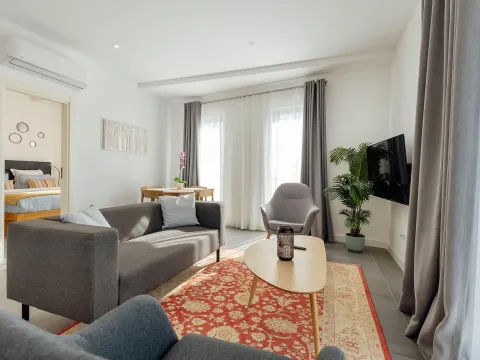 Izdavanje, jednosoban stan, 54m², Donja Lastva, Tivat - image 6