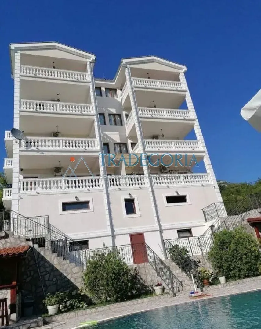 Prodaja, ugostiteljski objekat, 235m², Budva, Crna Gora