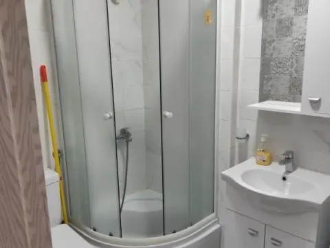 Sale, one bedroom apartment, 49m², Ulcinj, Crna Gora - image 9