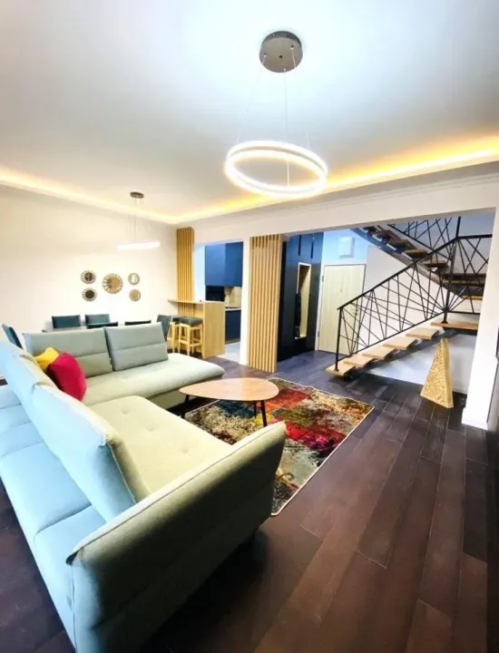 Izdavanje, trosoban stan, 105m², Preko Morače, Podgorica