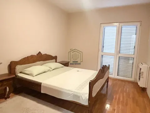 Rent, house, 220m², Konik, Podgorica - image 6