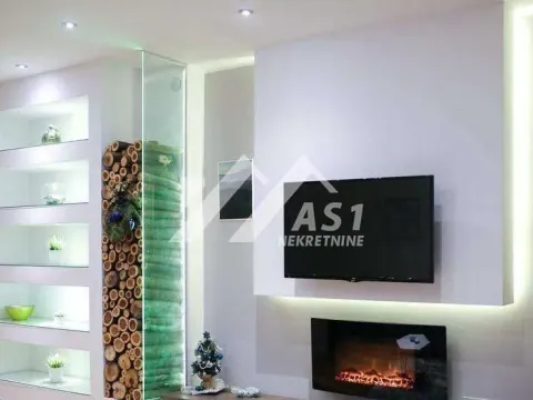 Izdavanje, dvosoban stan, 60m², Centar, Novi Sad - image 4