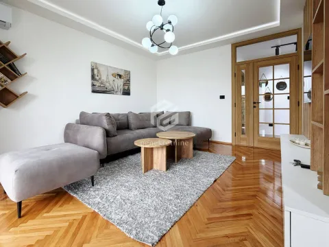 Rent, two bedroom apartment, 65m², Autobuska stanica, Podgorica - image 4