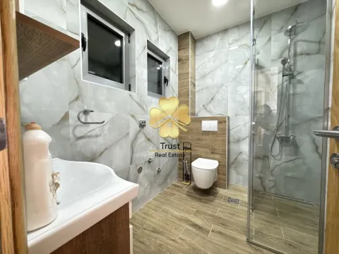 Sale, house, 320m², Zlatica, Podgorica - image 17