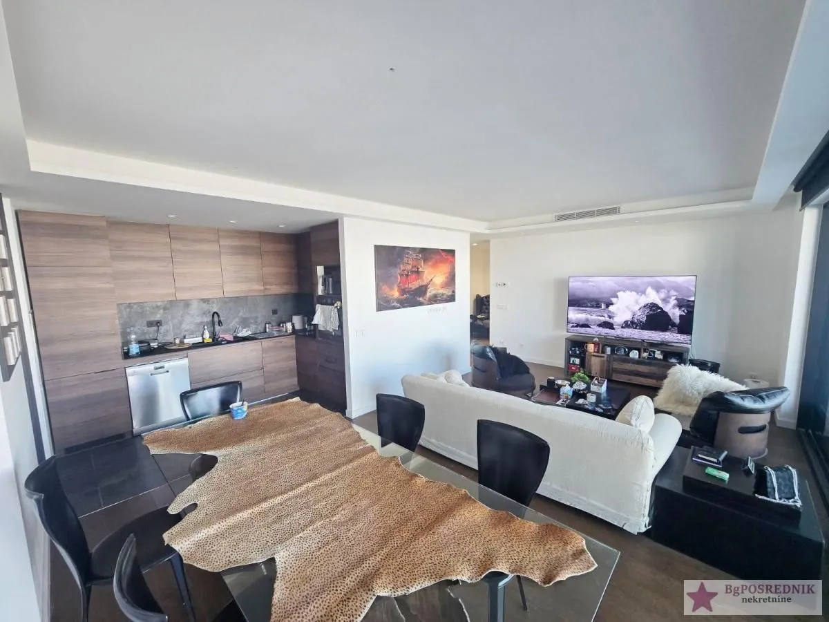 Prodaja, trosoban stan, 99m², Novi Beograd Sve Podlokacije, Beograd
