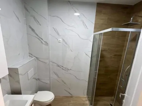 Prodaja, jednosoban stan, 47m², Centar, Bar - image 7