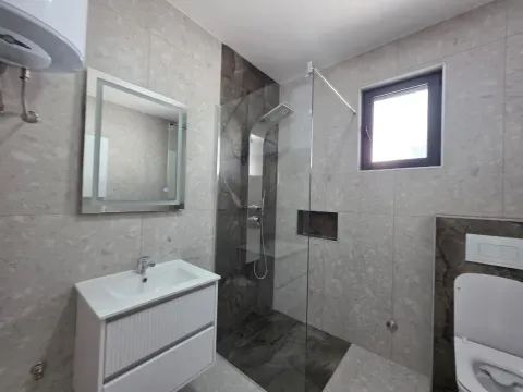 Sale, house, 86m², Ulcinj, Crna Gora - image 16