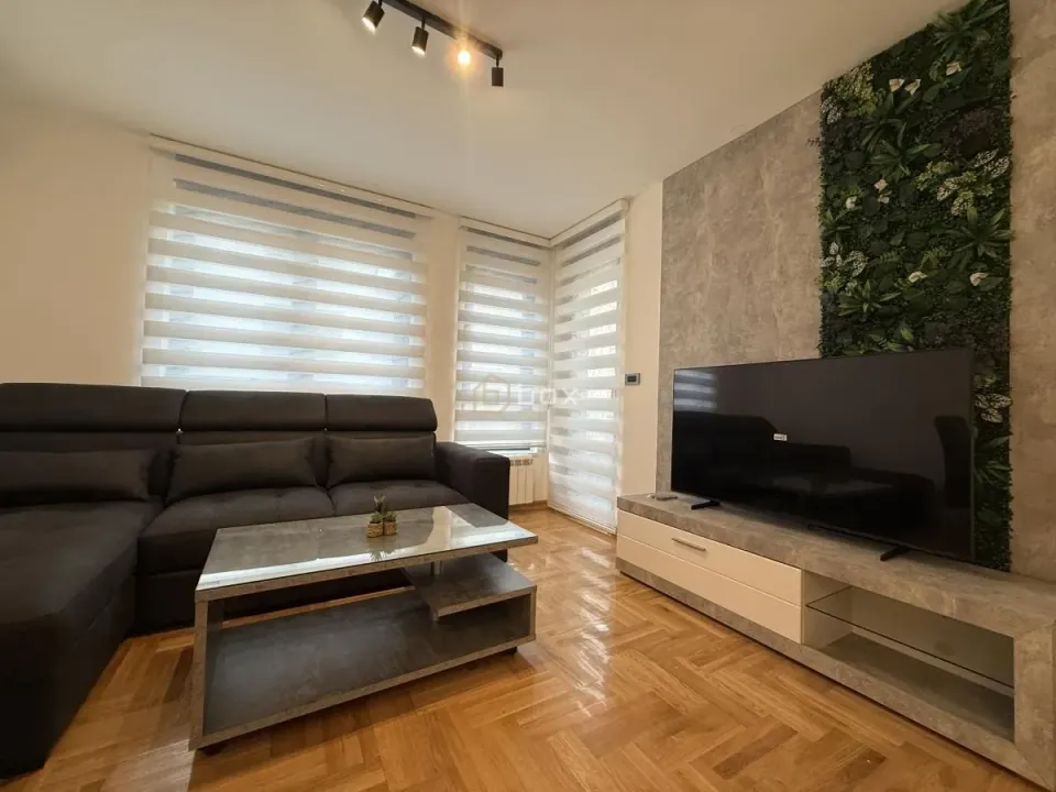 Rent, one bedroom apartment, 42m², Medijana, Niš