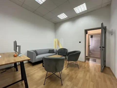 Rent, office space, 736m², Salajka, Novi Sad Sve Podlokacije - image 34