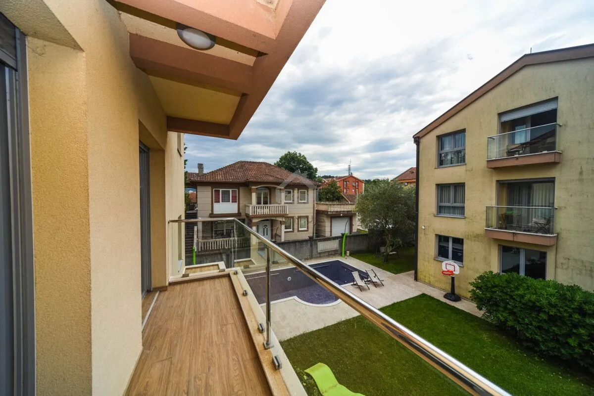 Izdavanje, trosoban stan, 77m², Zabjelo, Podgorica