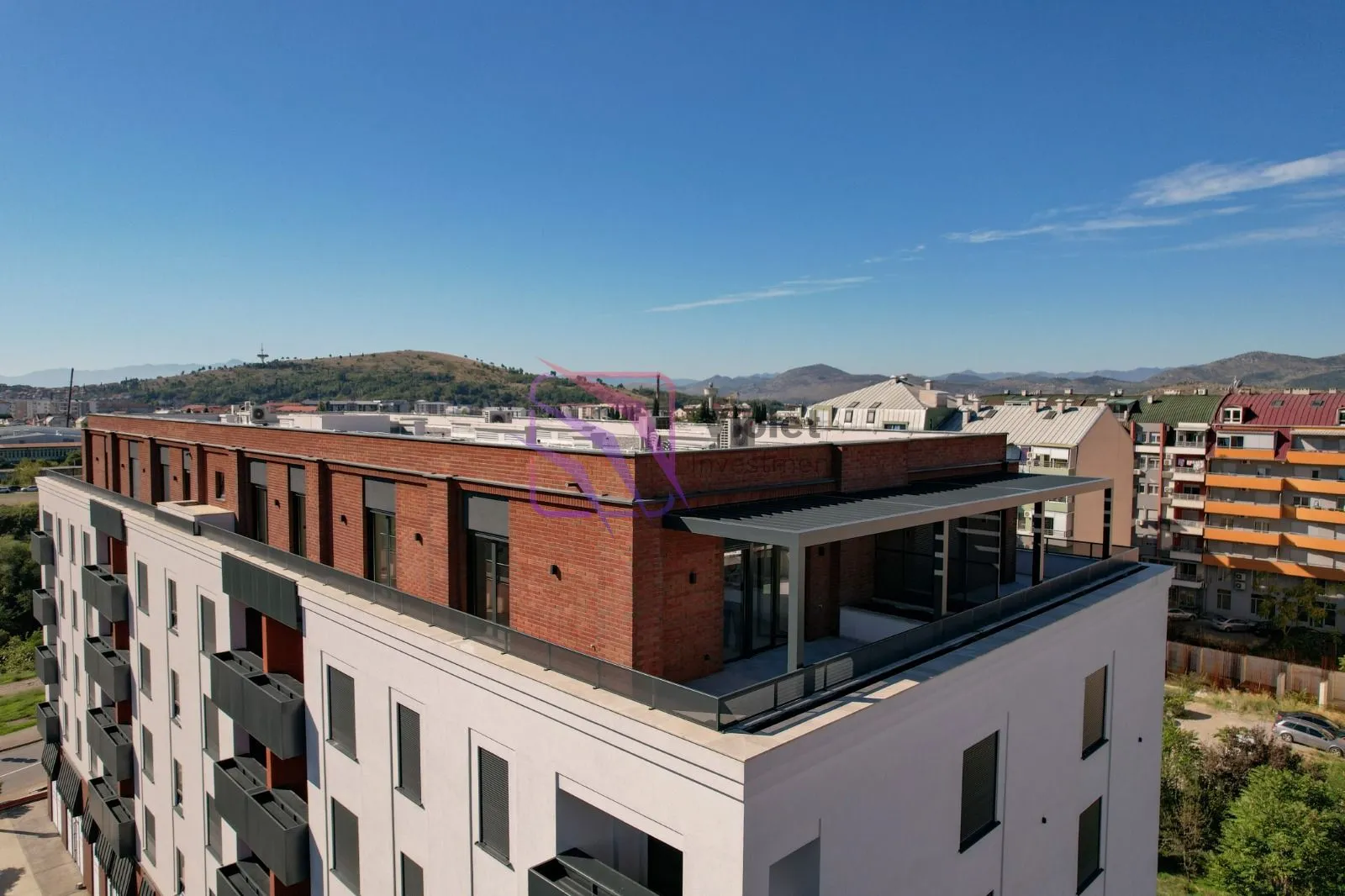 Prodaja, dvosoban stan, 96m², Krivi Most, Podgorica