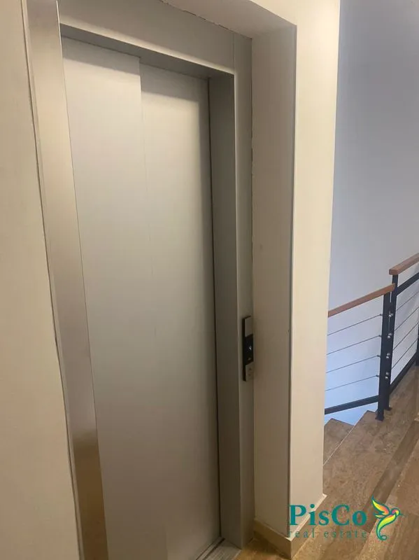 Izdavanje, četvorosoban stan, 120m², Momišići, Podgorica
