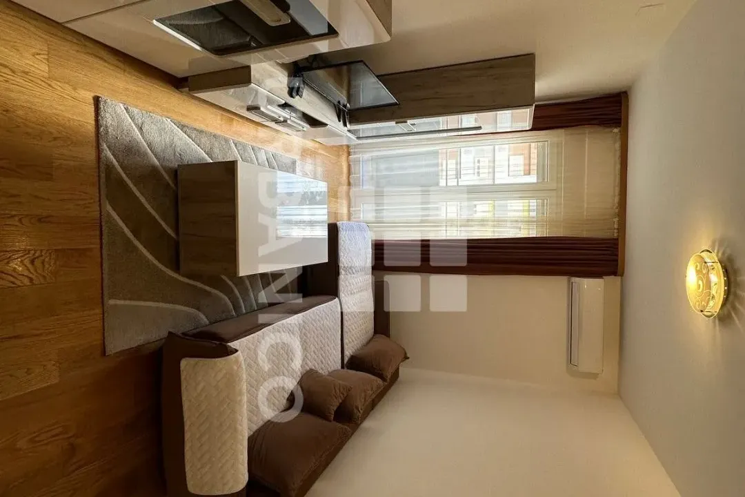 Izdavanje, jednosoban stan, 42m², Central Point, Podgorica