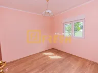 Rent, house, 180m², Kokoti, Podgorica - image 8