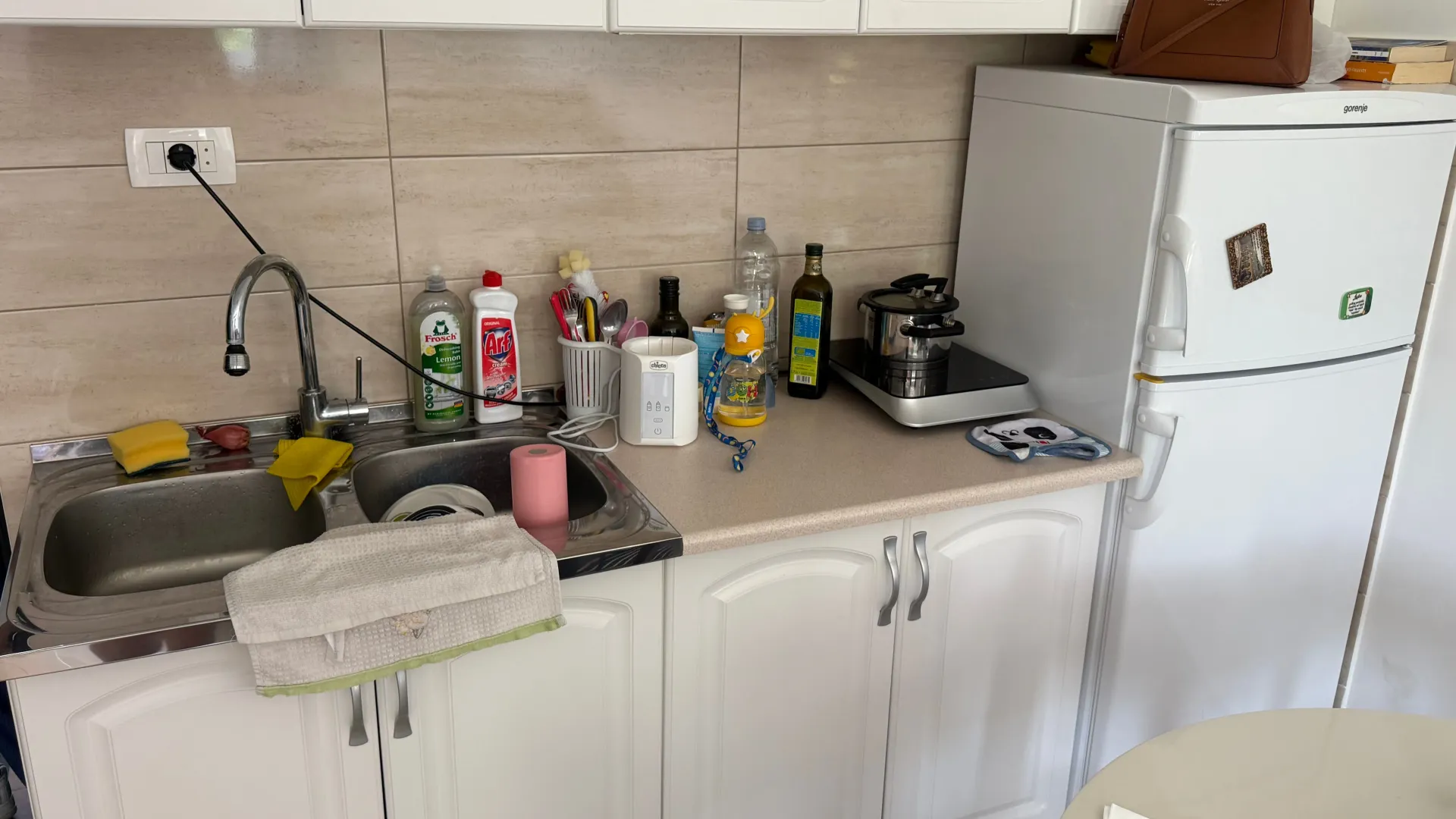 Izdavanje, garsonjera, 27m², Igalo, Herceg Novi