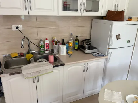 Izdavanje, garsonjera, 27m², Igalo, Herceg Novi - image 6