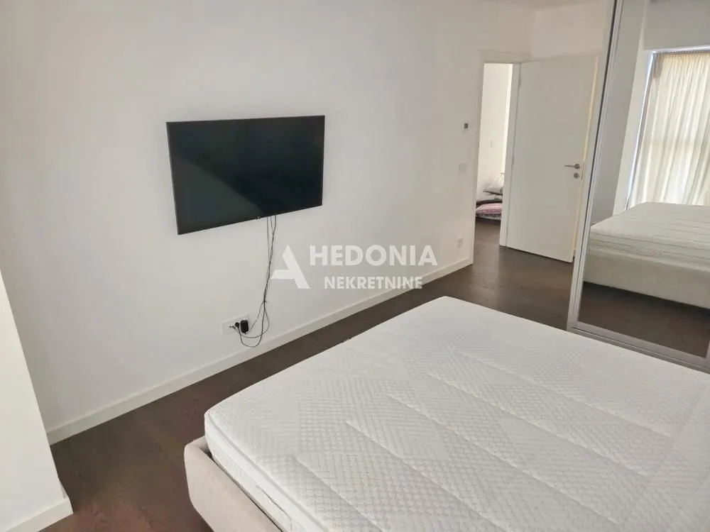 Rent, three bedroom apartment, 94m², Novi Beograd Blok 65, Novi Beograd Sve Podlokacije