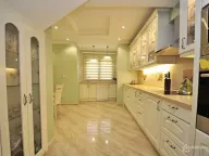 Prodaja, kuća, 222m², Donja Lastva, Tivat - image 3