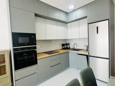 Izdavanje, dvosoban stan, 65m², Rozino, Budva - image 2