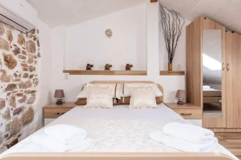 Sale, one bedroom apartment, 58m², Stari Grad Kotor, Kotor