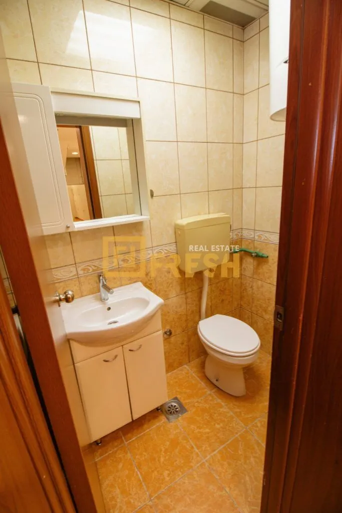 Rent, office space, 46m², Centar, Podgorica