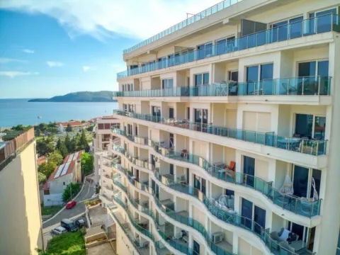 Sale, two bedroom apartment, 63m², Bečići, Budva