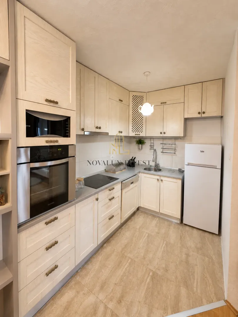 Izdavanje, dvosoban stan, 65m², City Kvart, Podgorica