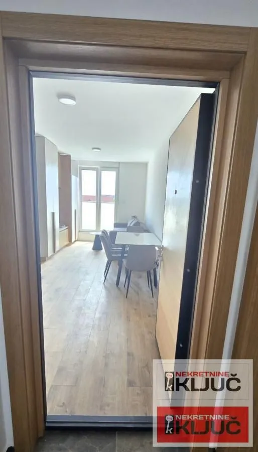 Izdavanje, garsonjera, 35m², Veternik, Novi Sad Sve Podlokacije