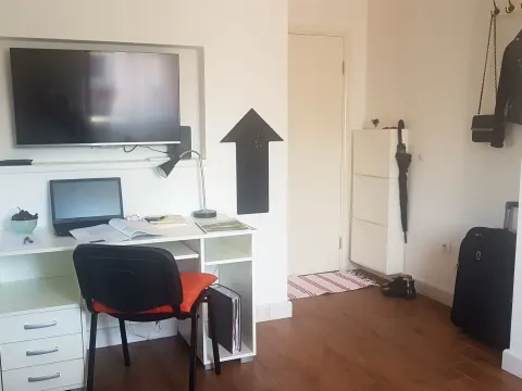 Izdavanje, jednosoban stan, 20m², City Kvart, Podgorica - image 3