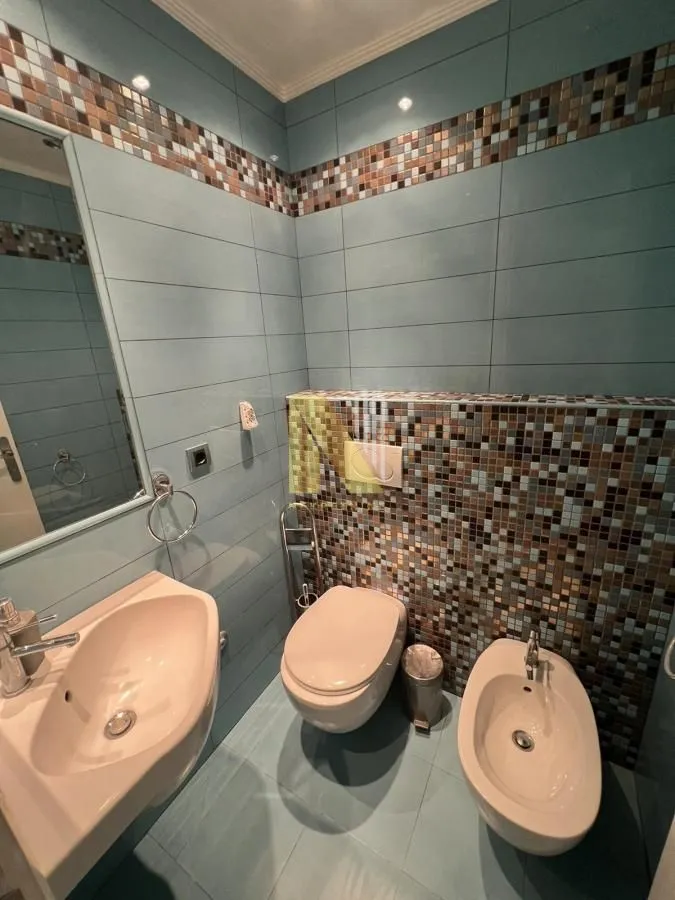 Prodaja, stan, 174m², Bulevar Oslobodjenja, Novi Sad Sve Podlokacije