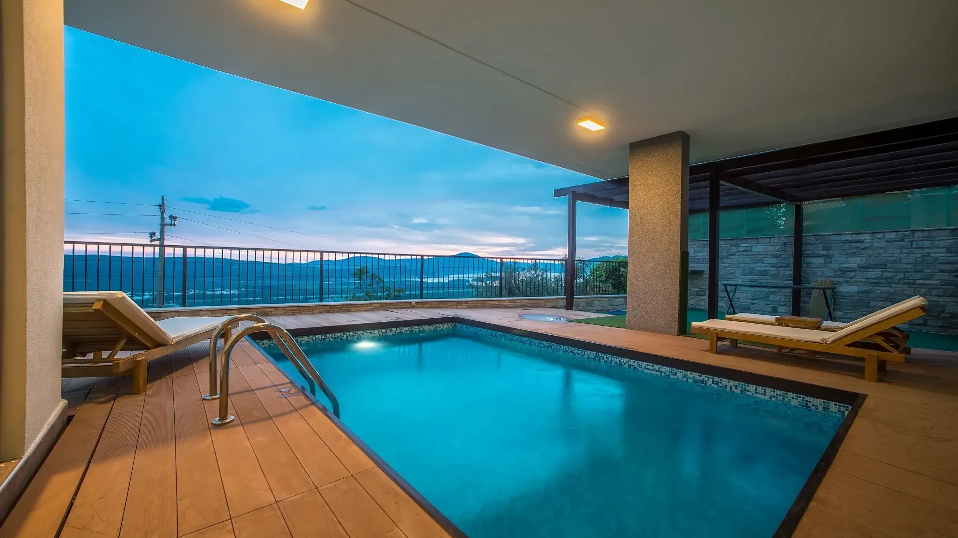 Sale, house, 255m², Kavač, Kotor